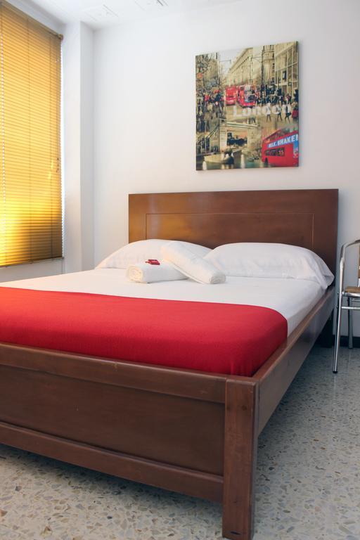 كالي Pasadena Hostel الغرفة الصورة
