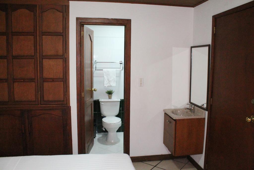 كالي Pasadena Hostel الغرفة الصورة